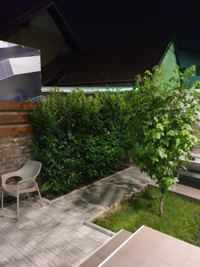 Central Point Valjevo Exterior foto