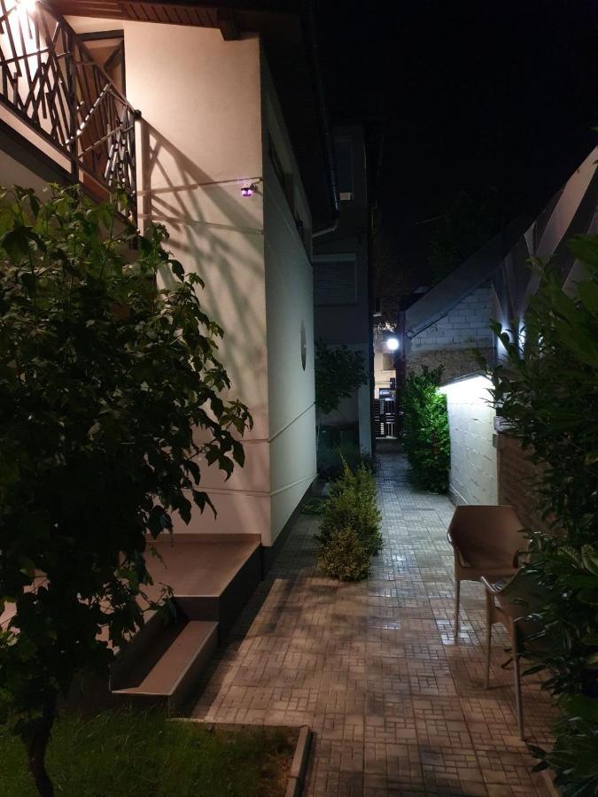 Central Point Valjevo Exterior foto