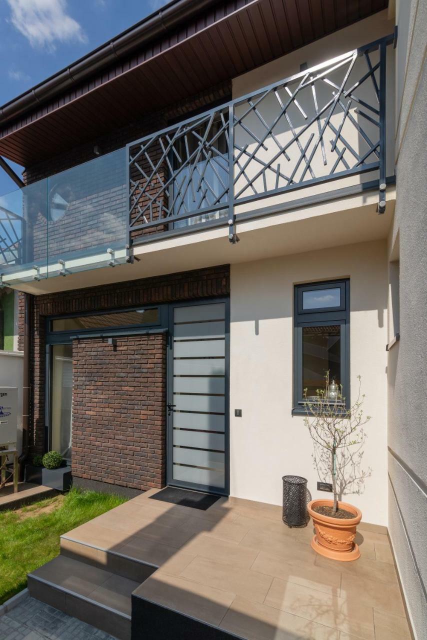 Central Point Valjevo Exterior foto